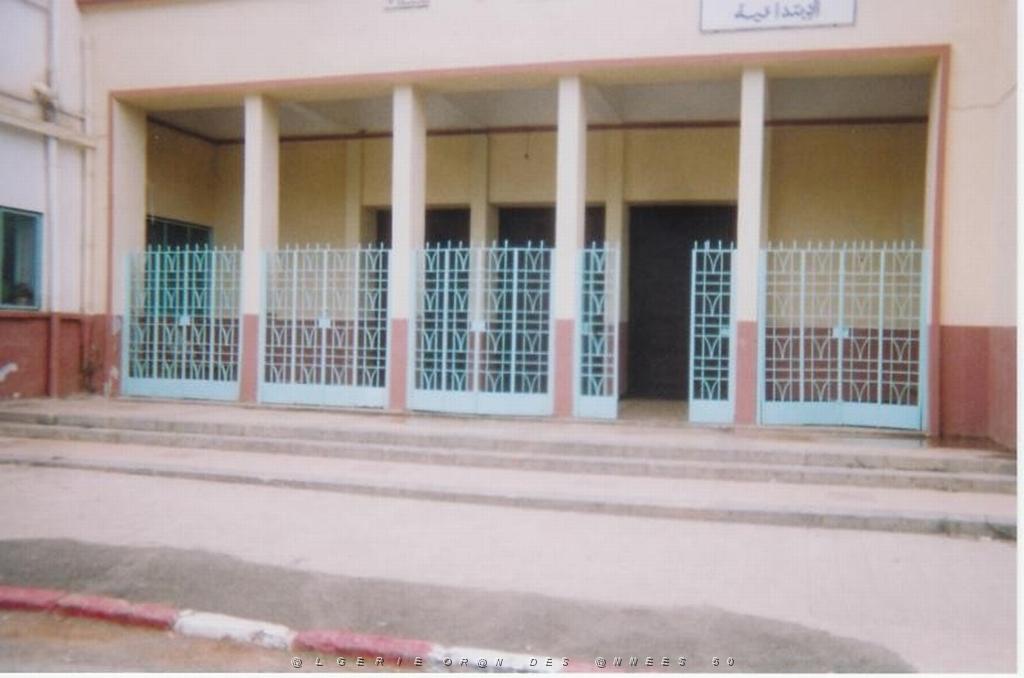 ECOLE MARAVAL RUE PIERRE LOTI.JPG